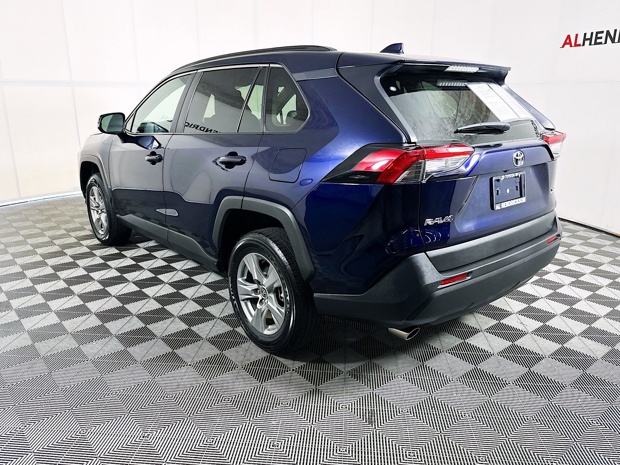 Used 2024 Toyota RAV4 XLE image 5