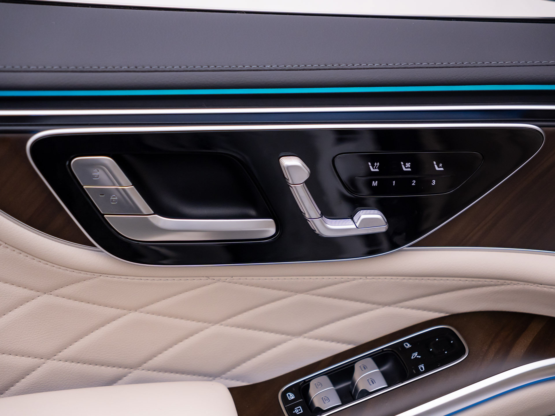New 2027 Mercedes-Benz S 580 4MATIC Sedan image 15