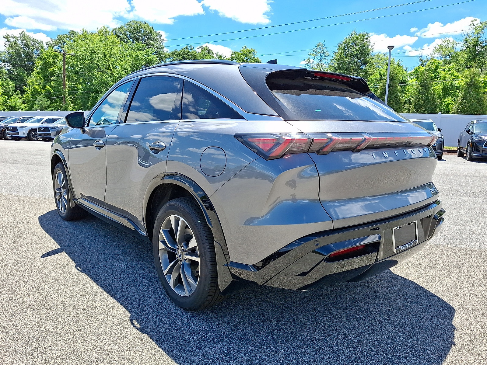 New 2027 INFINITI QX65 Luxe AWD/4WD image 3