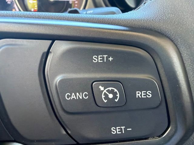 Used 2023 Jeep Wrangler Unlimited AWD/4WD image 23
