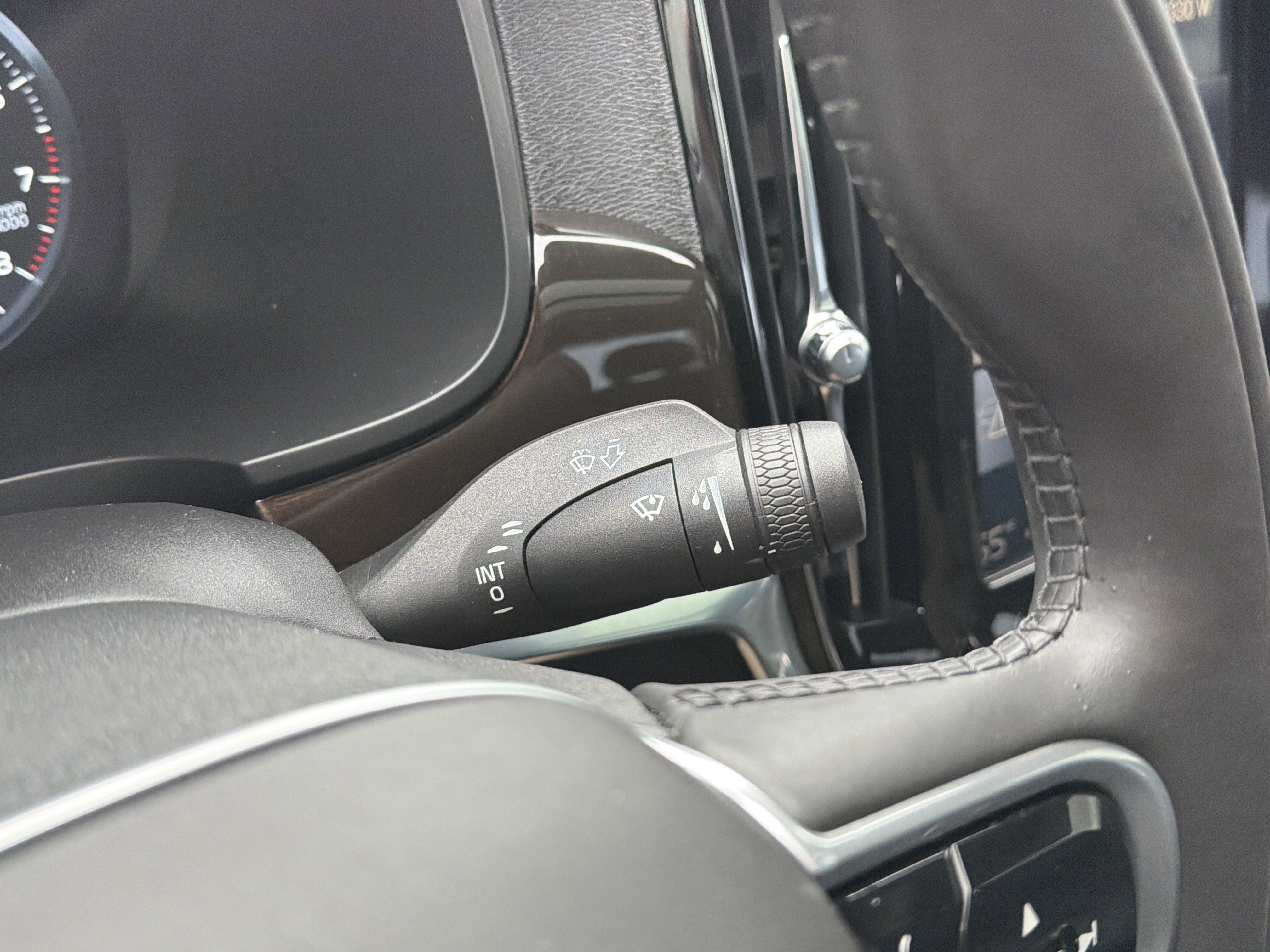 Used 2018 Volvo S90 T5 Momentum w/ Convenience Package AWD/4WD image 20