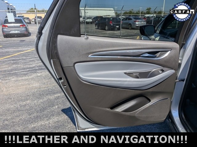 Used 2021 Buick Enclave Essence image 20
