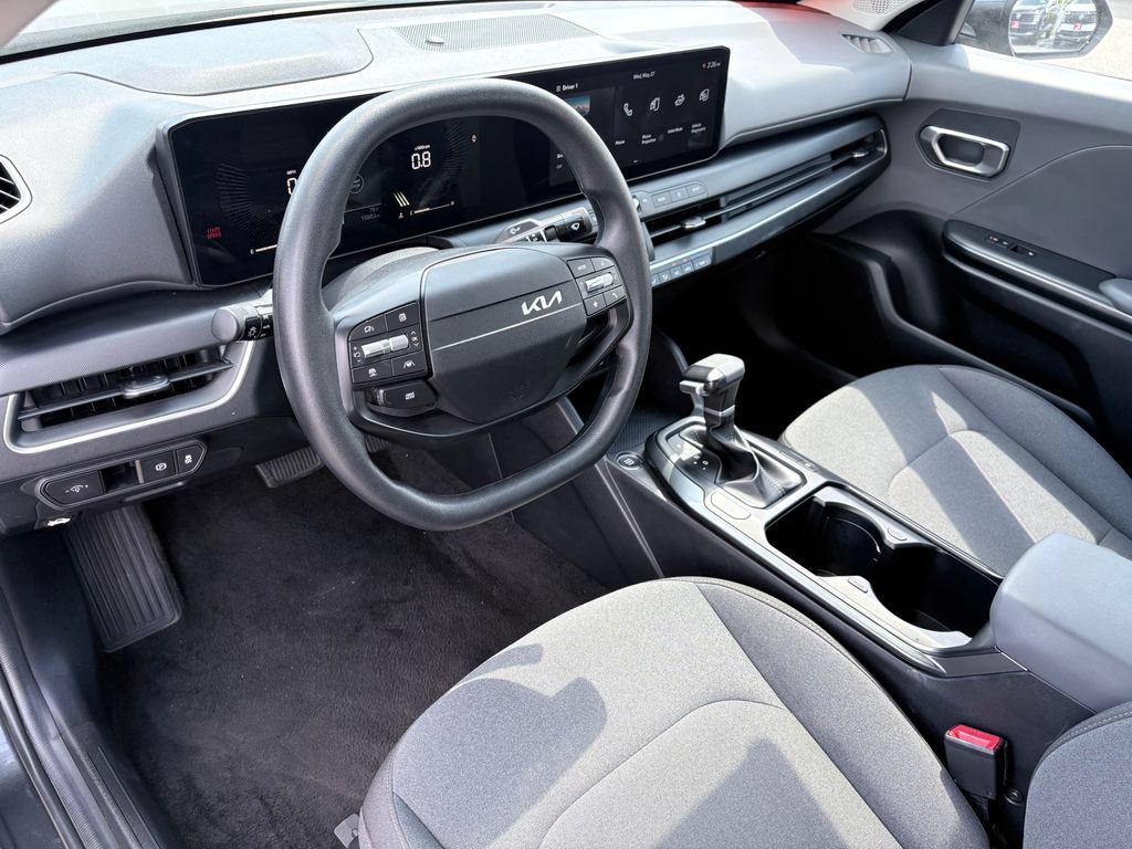 Used 2025 Kia K4 FWD image 7