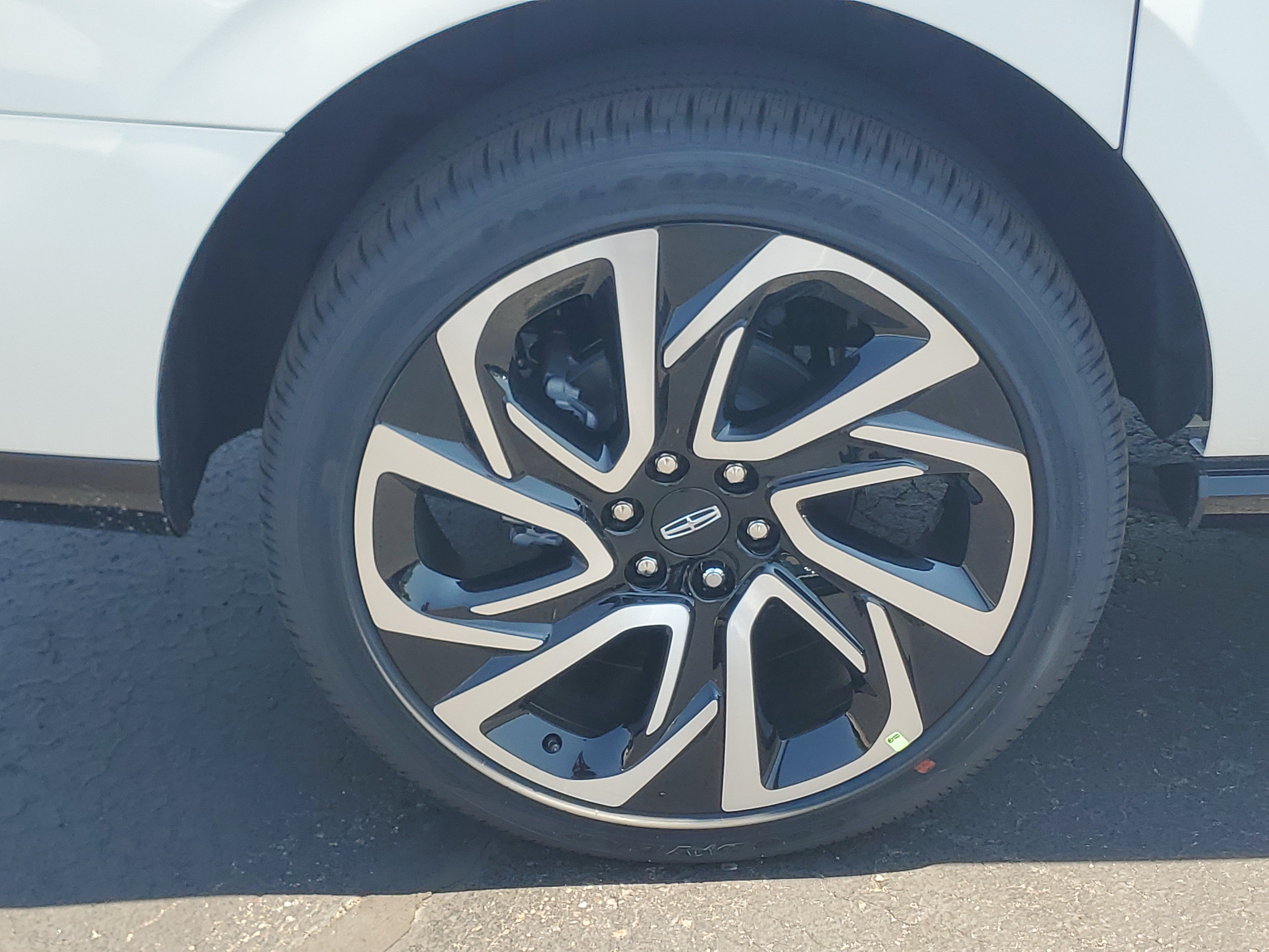 New 2027 Lincoln Navigator L Reserve AWD/4WD image 5