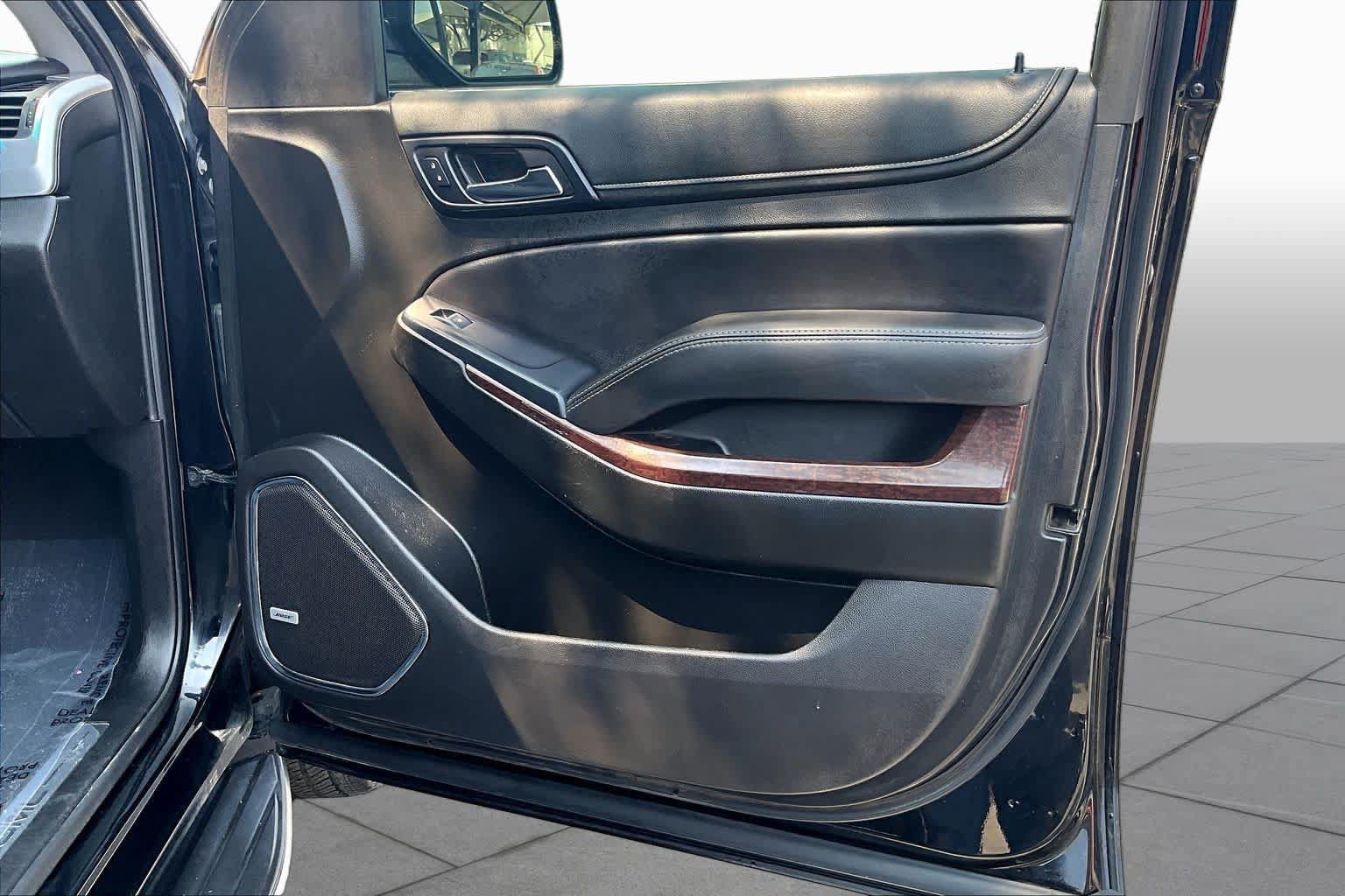 Used 2019 GMC Yukon XL SLT w/ Premium Edition RWD image 23