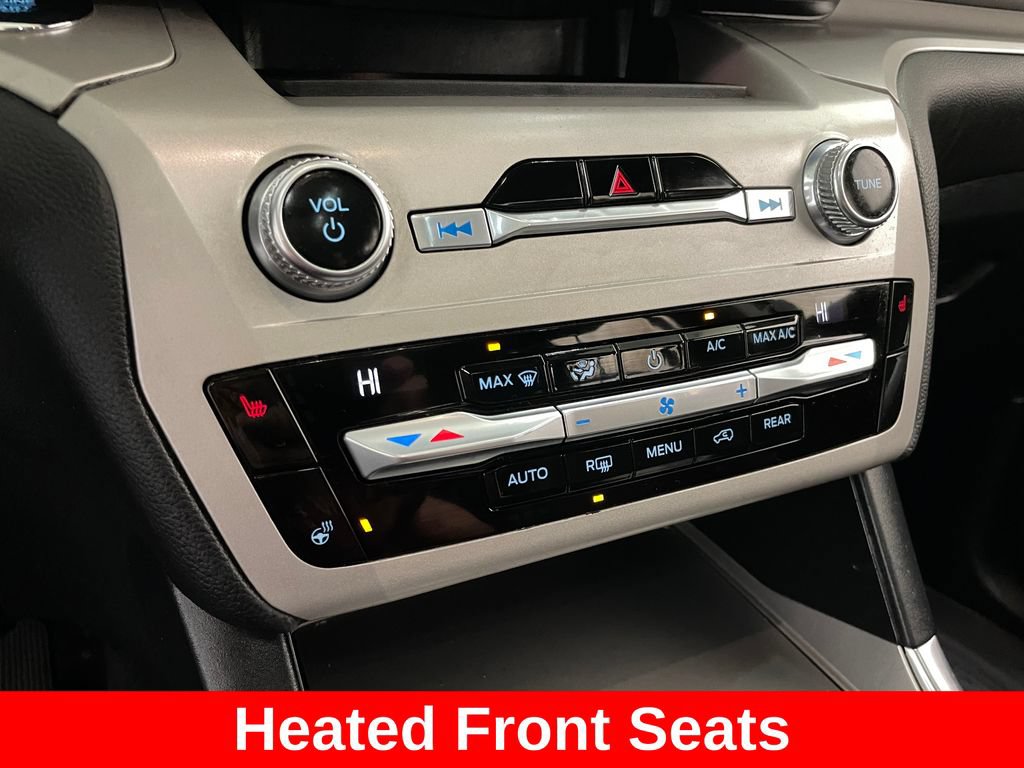Used 2020 Ford Explorer XLT AWD/4WD image 9