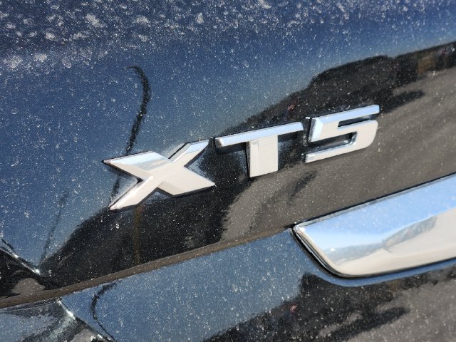 Used 2023 Cadillac XT5 Premium Luxury FWD image 13