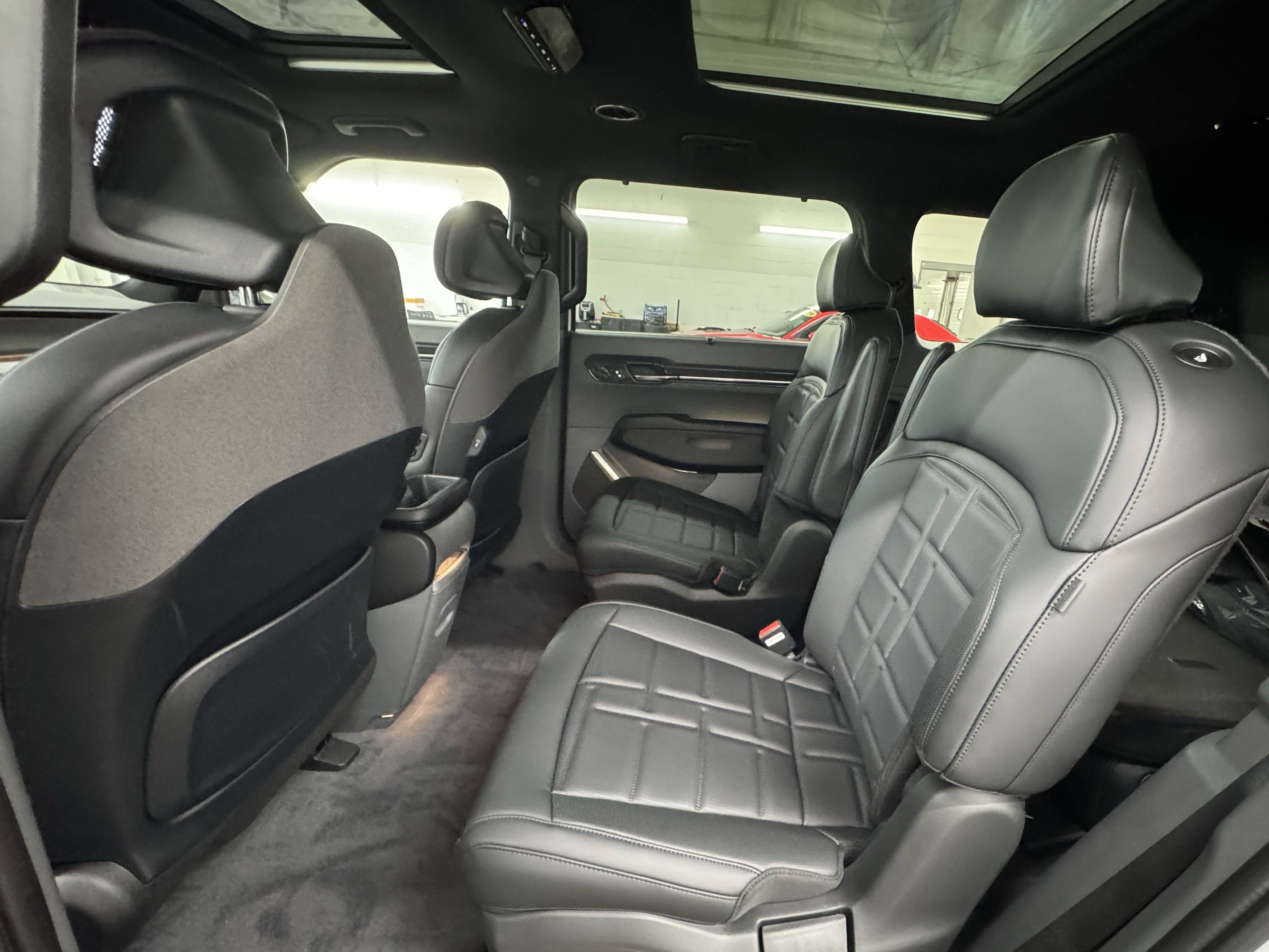 New 2026 Kia EV9 Land w/ Nightfall Edition Package image 20