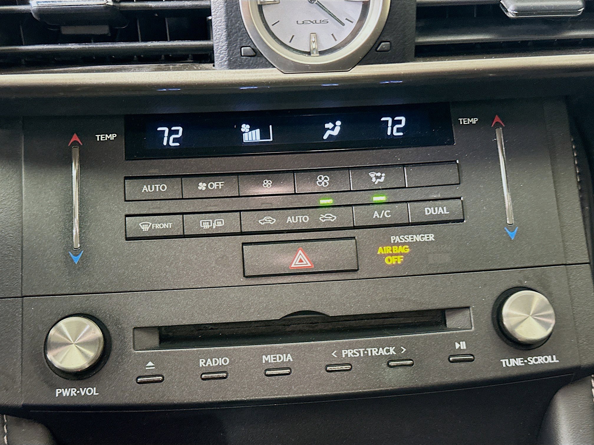 Used 2017 Lexus RC 200t F Sport image 23