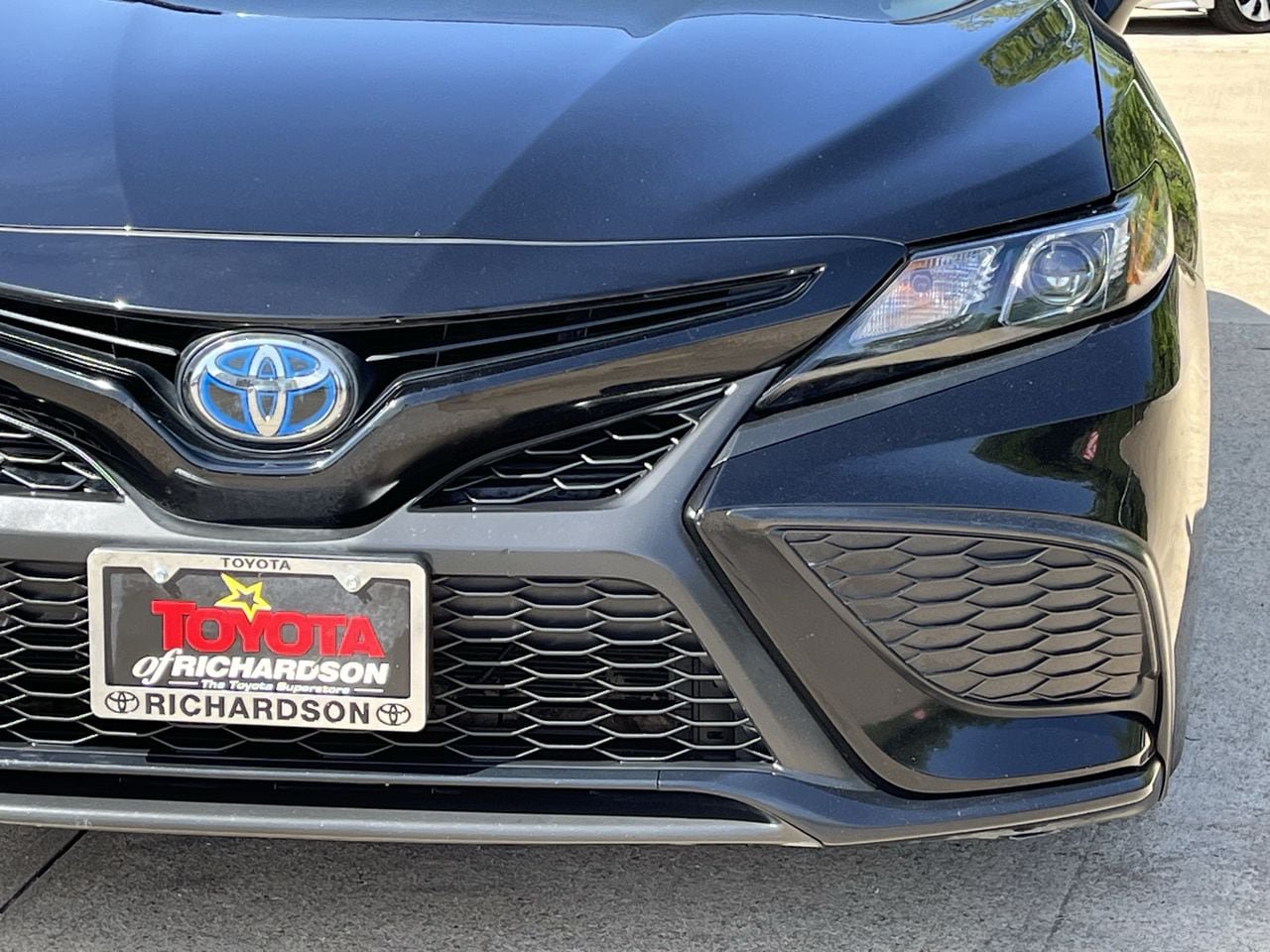 Used 2023 Toyota Camry SE w/ Audio Upgrade Package FWD image 8