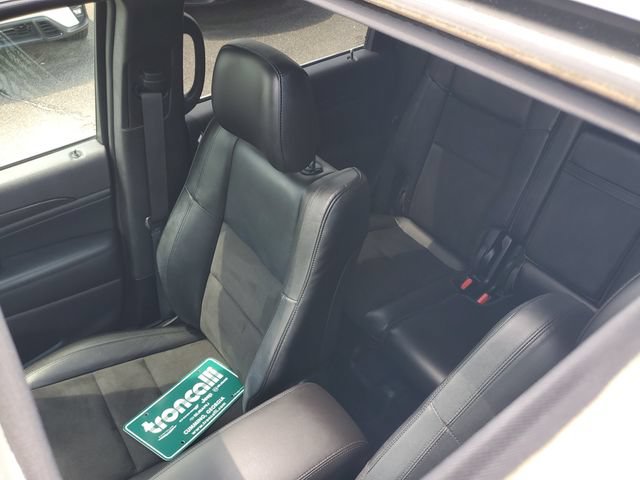 Certified 2021 Jeep Grand Cherokee Laredo X AWD/4WD image 36