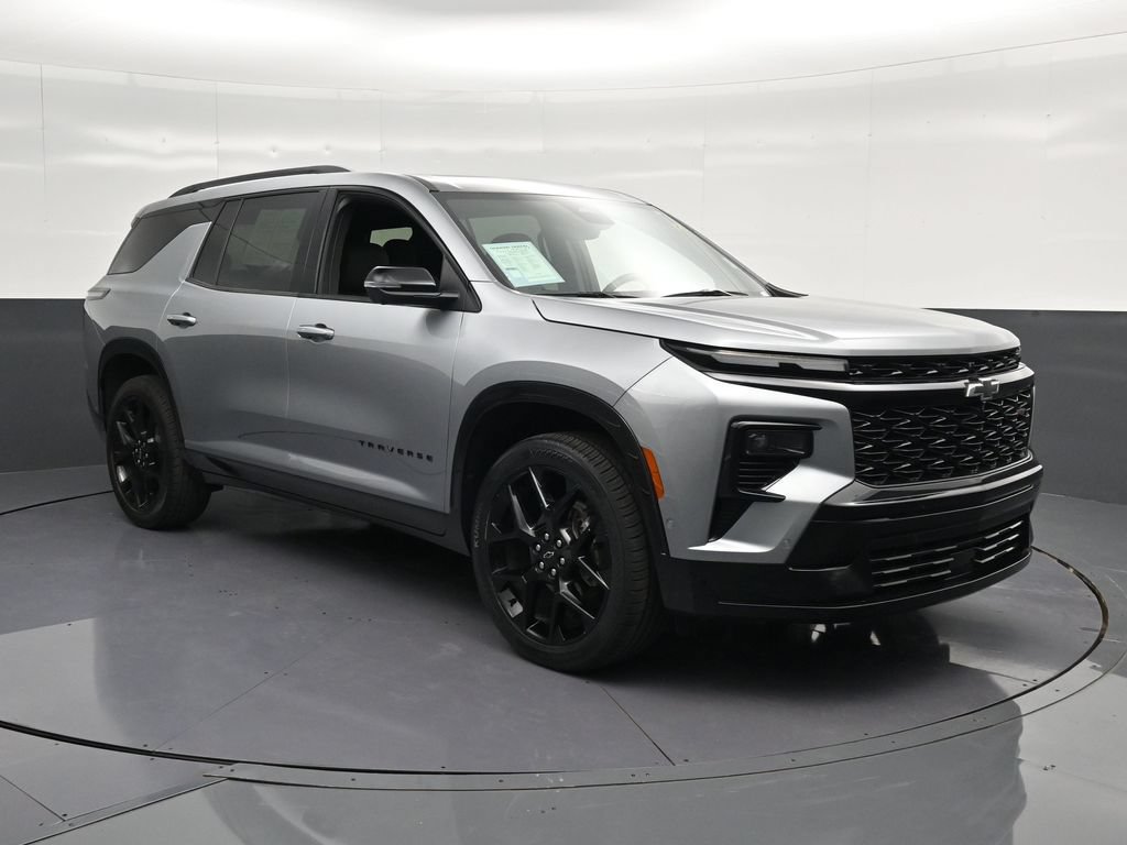 Used 2024 Chevrolet Traverse RS FWD image 5