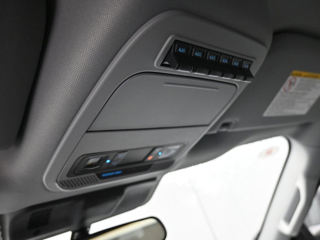 New 2026 Ford F250 XLT AWD/4WD image 18
