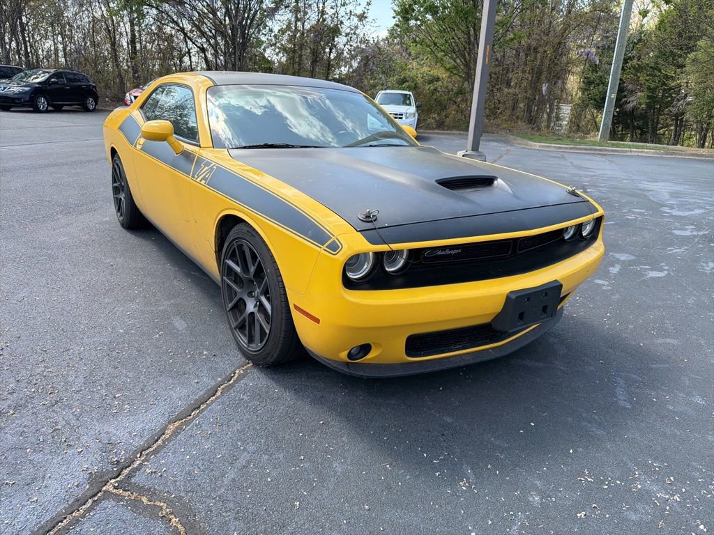 Used 2017 Dodge Challenger R/T w/ Quick Order Package 22P T/A image 3