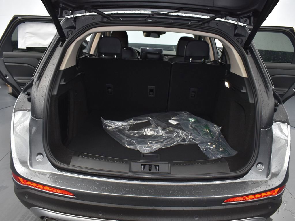 New 2025 Lincoln Corsair Reserve image 21