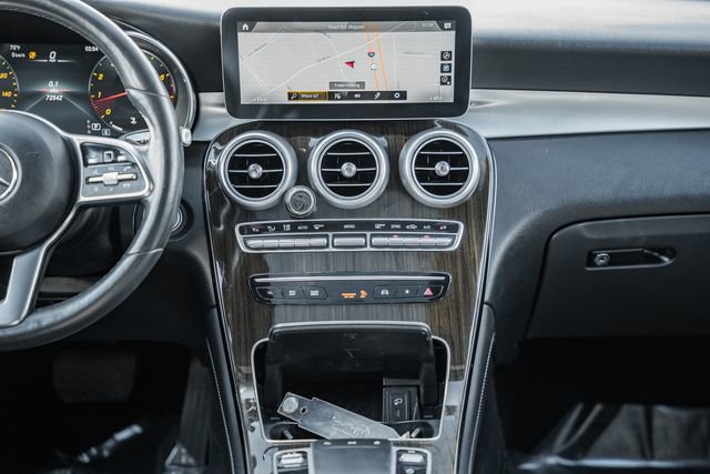 Used 2020 Mercedes-Benz GLC 300 GLC 300 image 20