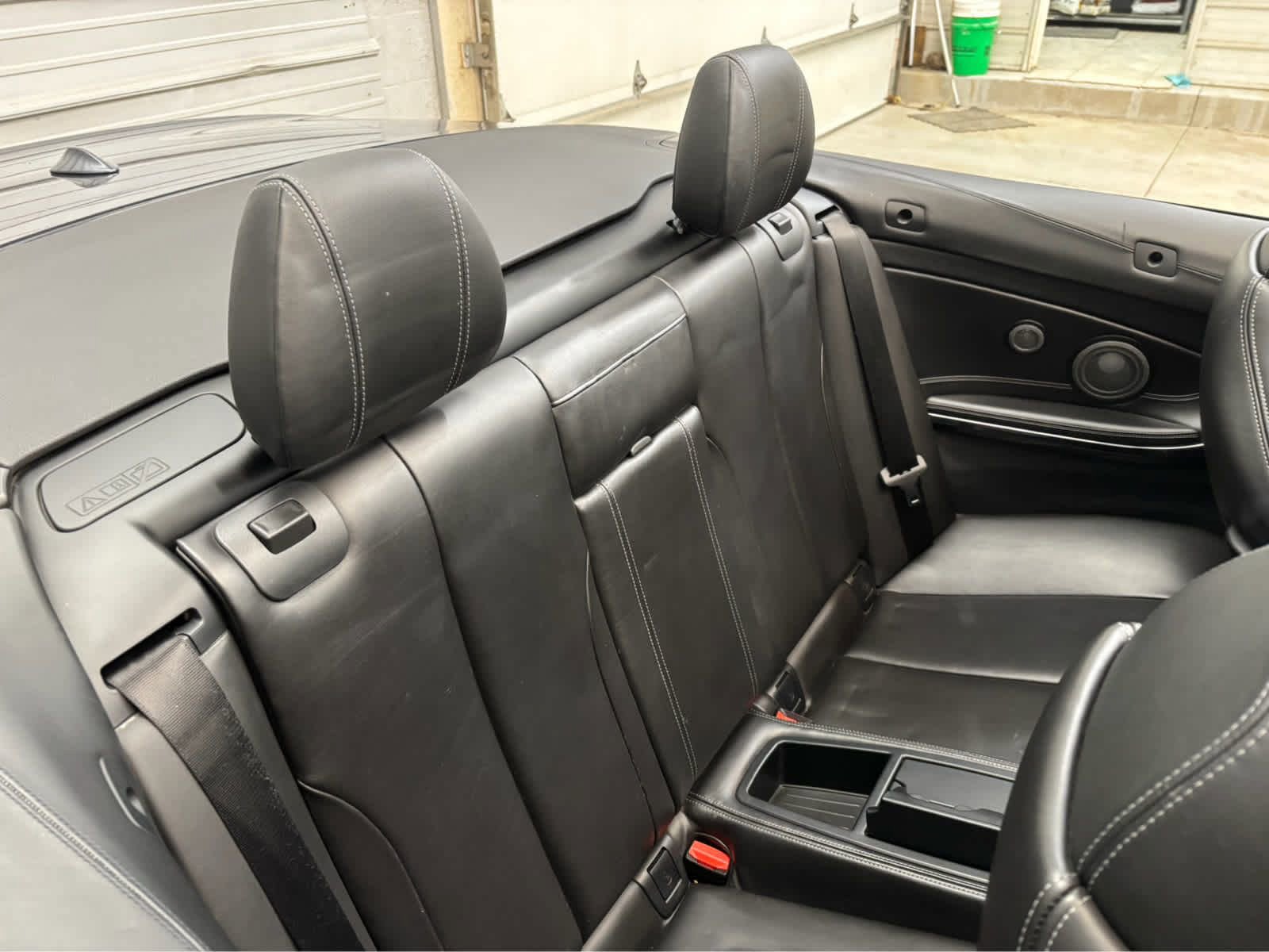 Used 2017 BMW M4 Convertible w/ Executive Package RWD image 31