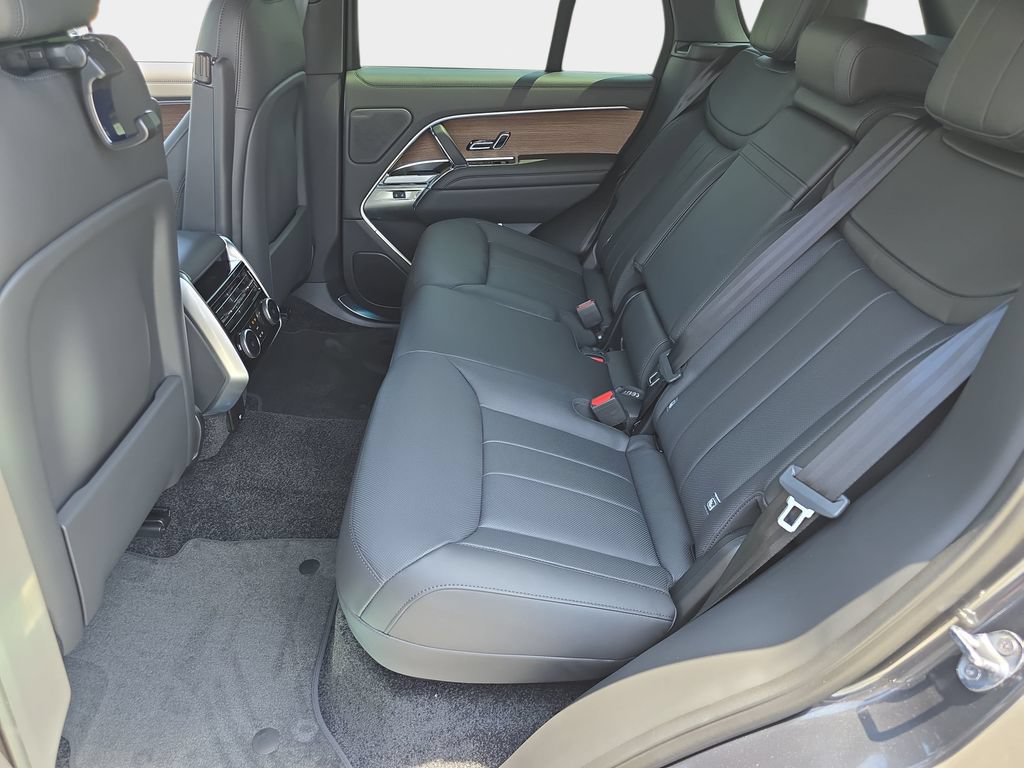 New 2026 Land Rover Range Rover SE AWD/4WD image 16