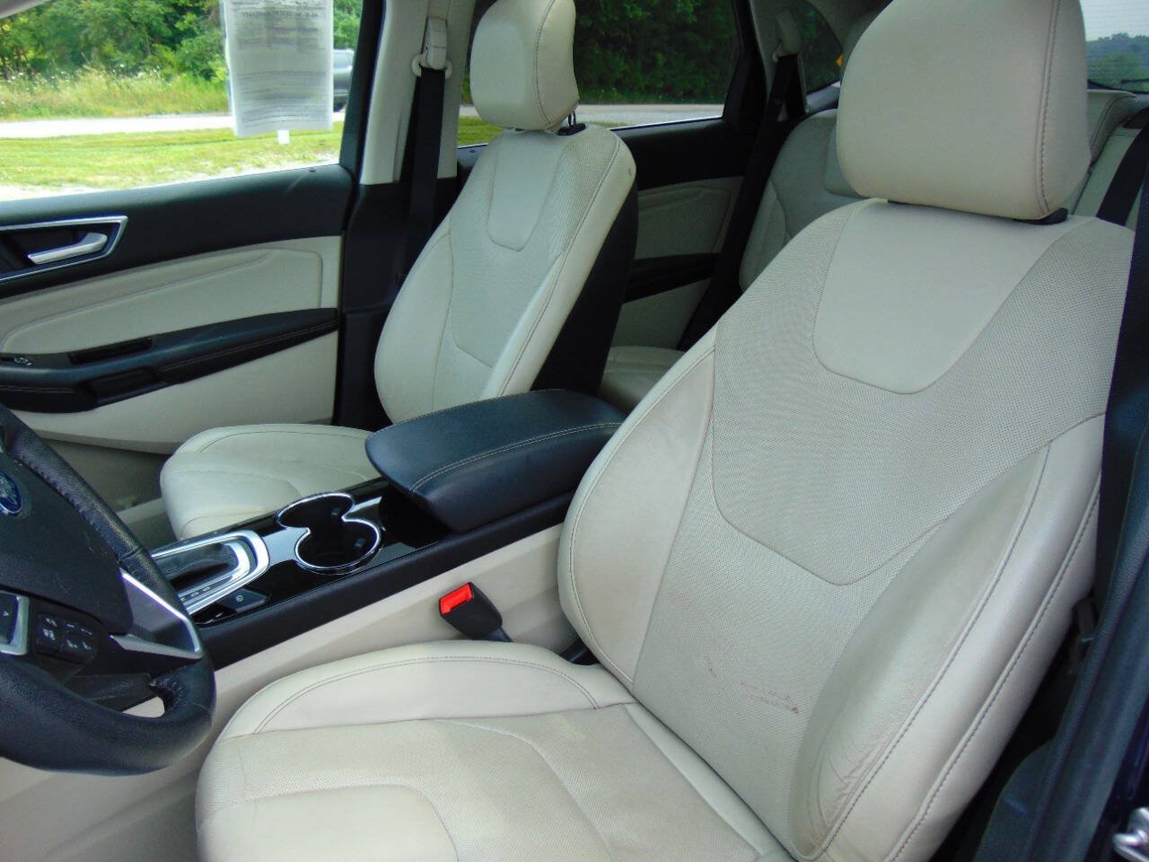 Used 2016 Ford Edge Titanium w/ Equipment Group 302A AWD/4WD image 8