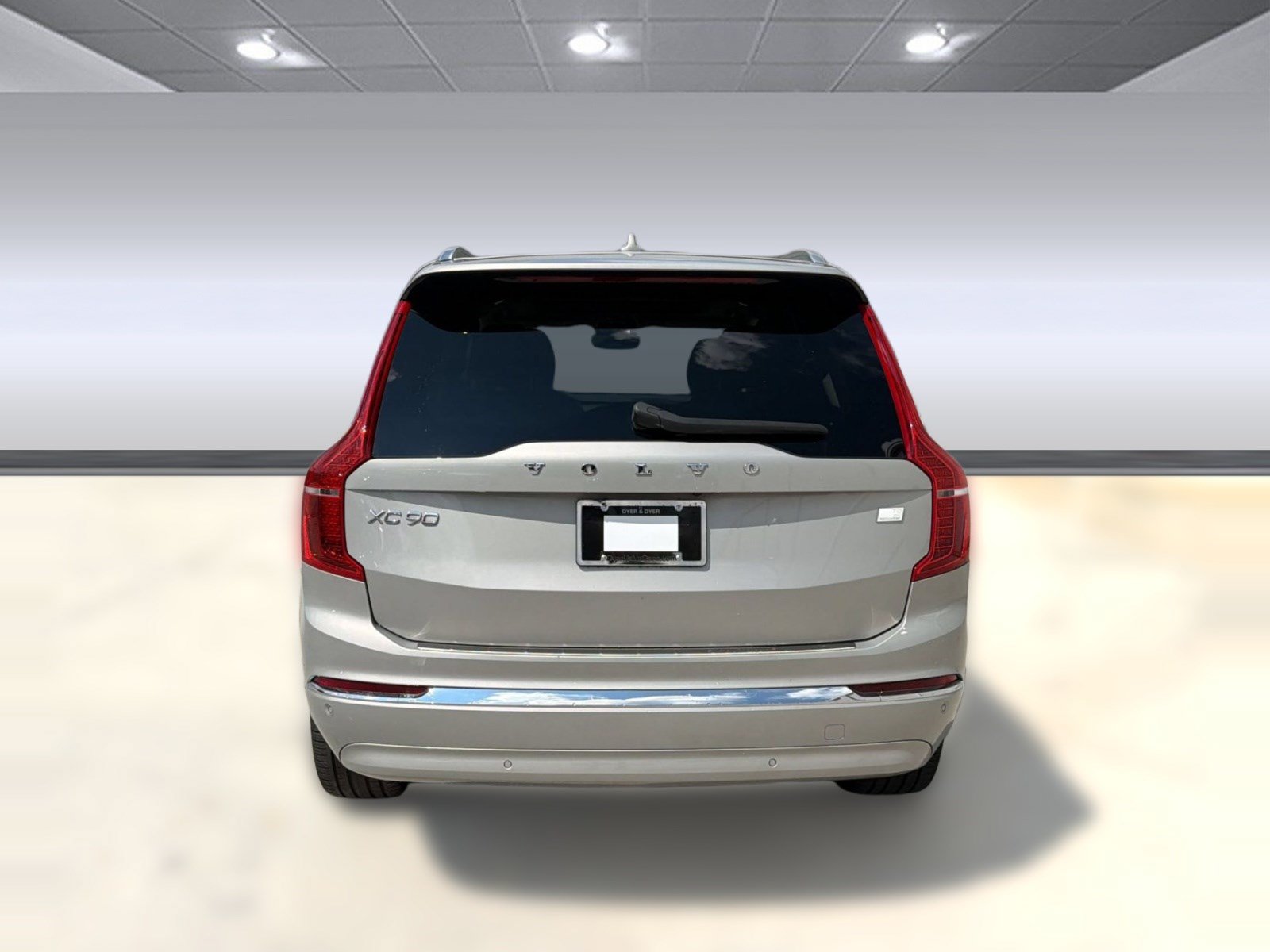 Used 2024 Volvo XC90 T8 Plus w/ Protection Package Premier AWD/4WD image 10
