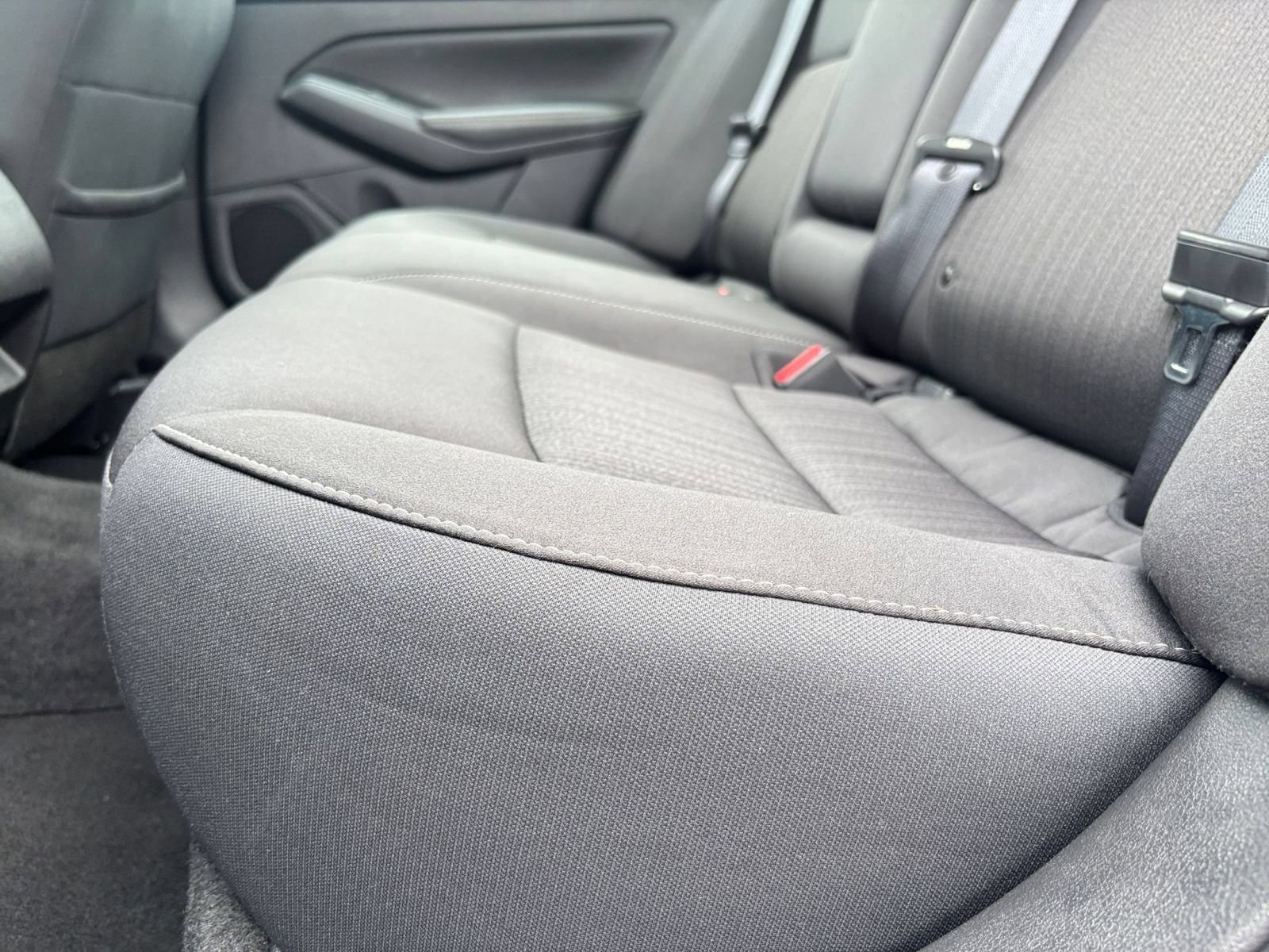 Used 2025 Nissan Altima 2.5 SV FWD image 26