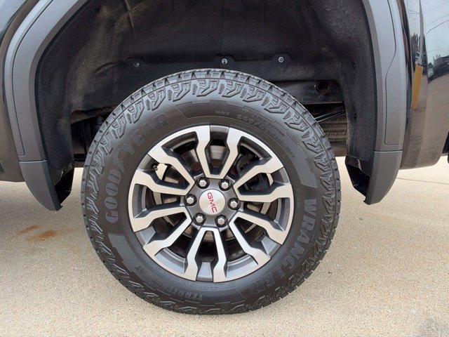 Used 2021 GMC Sierra 1500 AT4 w/ AT4 Preferred Package AWD/4WD image 11