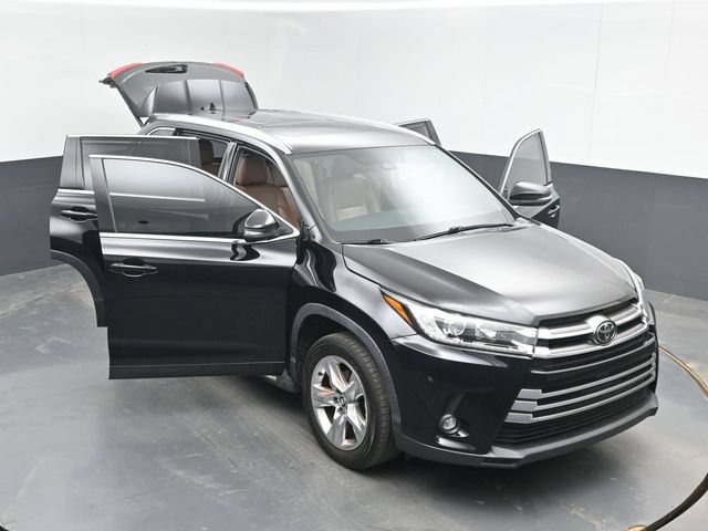 Used 2019 Toyota Highlander Limited FWD image 53