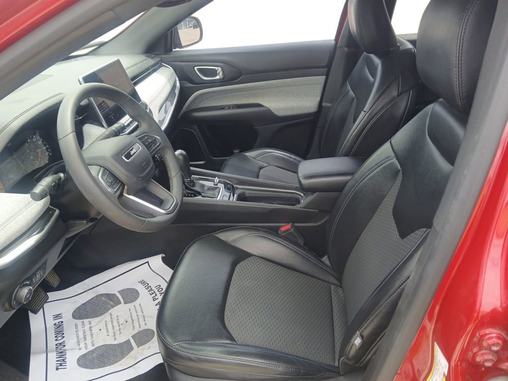Used 2023 Jeep Compass Latitude AWD/4WD image 15
