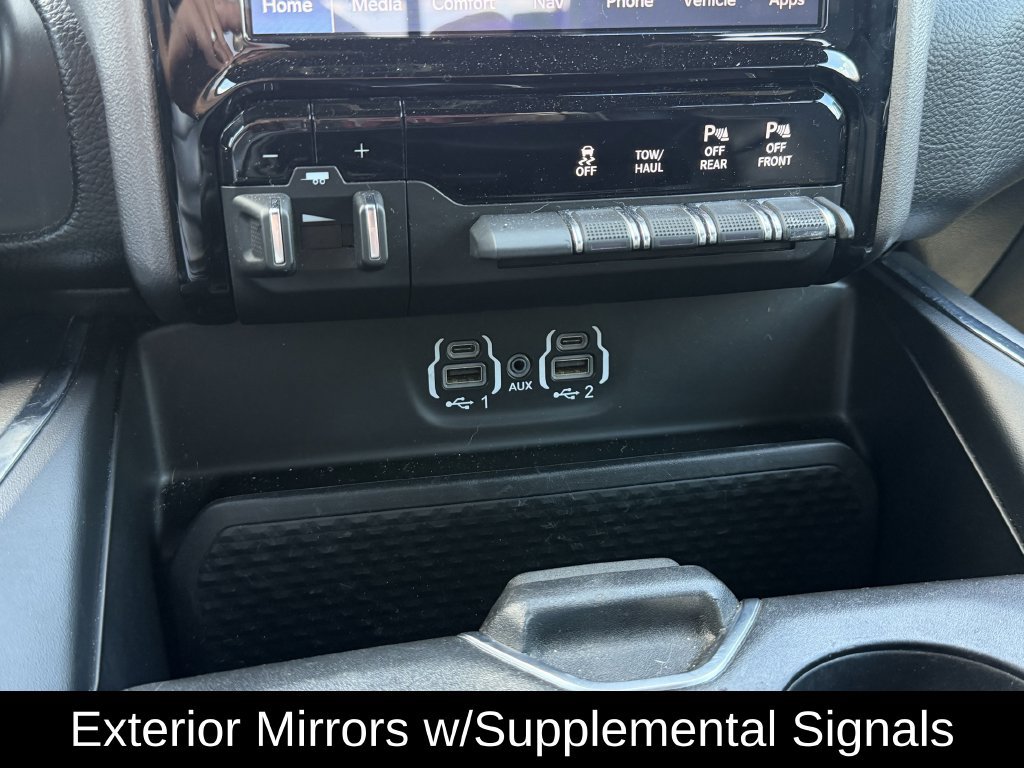 Used 2024 RAM 1500 Laramie AWD/4WD image 23