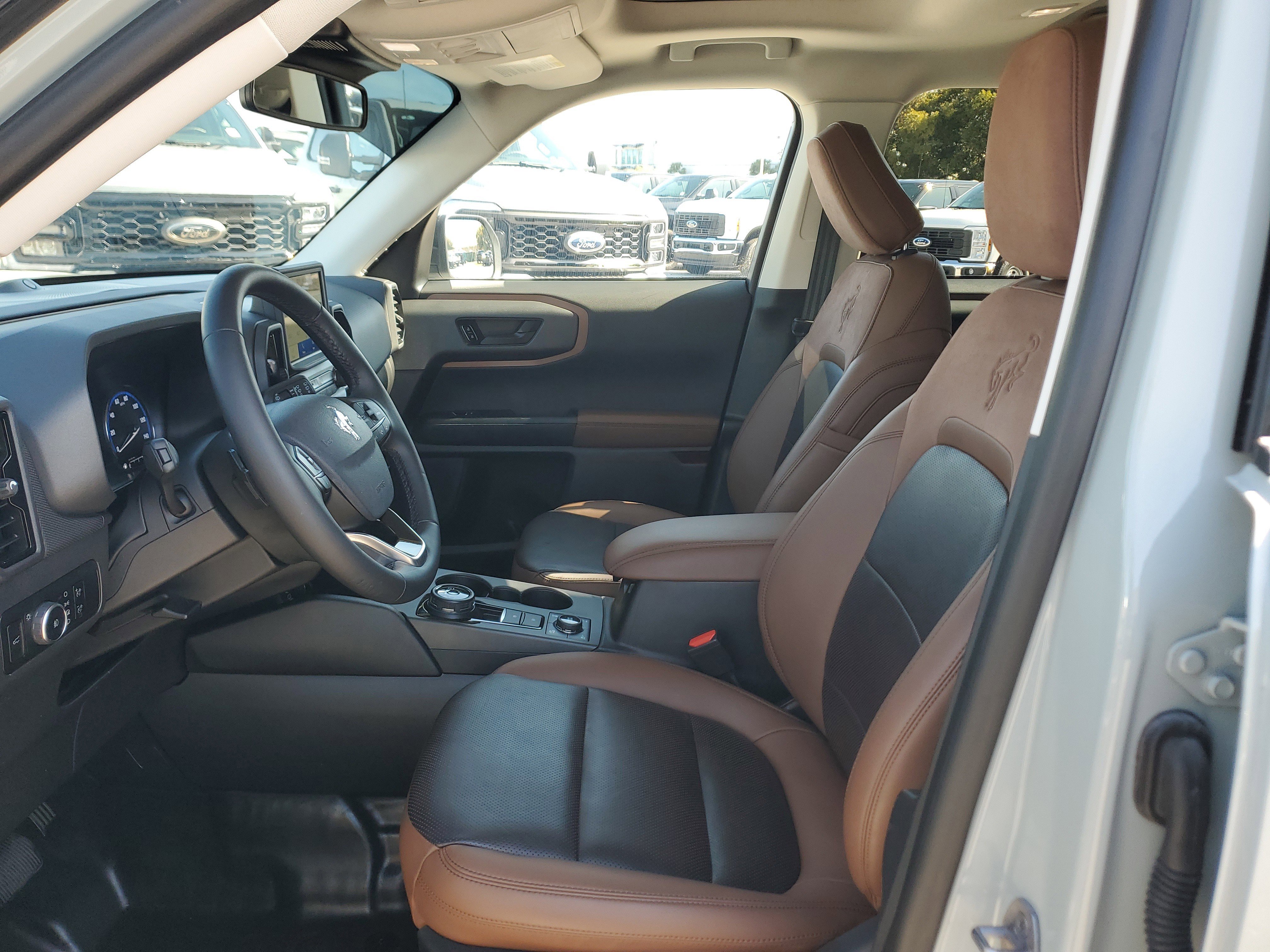 Used 2024 Ford Bronco Sport Badlands w/ Premium Package image 16