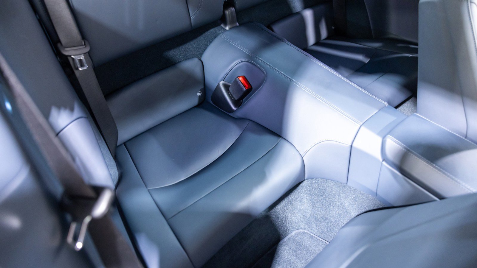 Used 2024 Porsche 911 Carrera GTS w/ Premium Package image 33