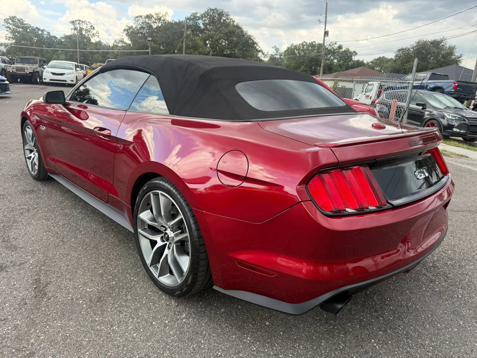 Used 2016 Ford Mustang GT Premium w/ Equipment Group 401A RWD image 6