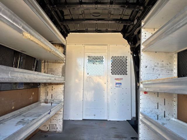 Used 2013 Mercedes-Benz Sprinter 2500 image 15