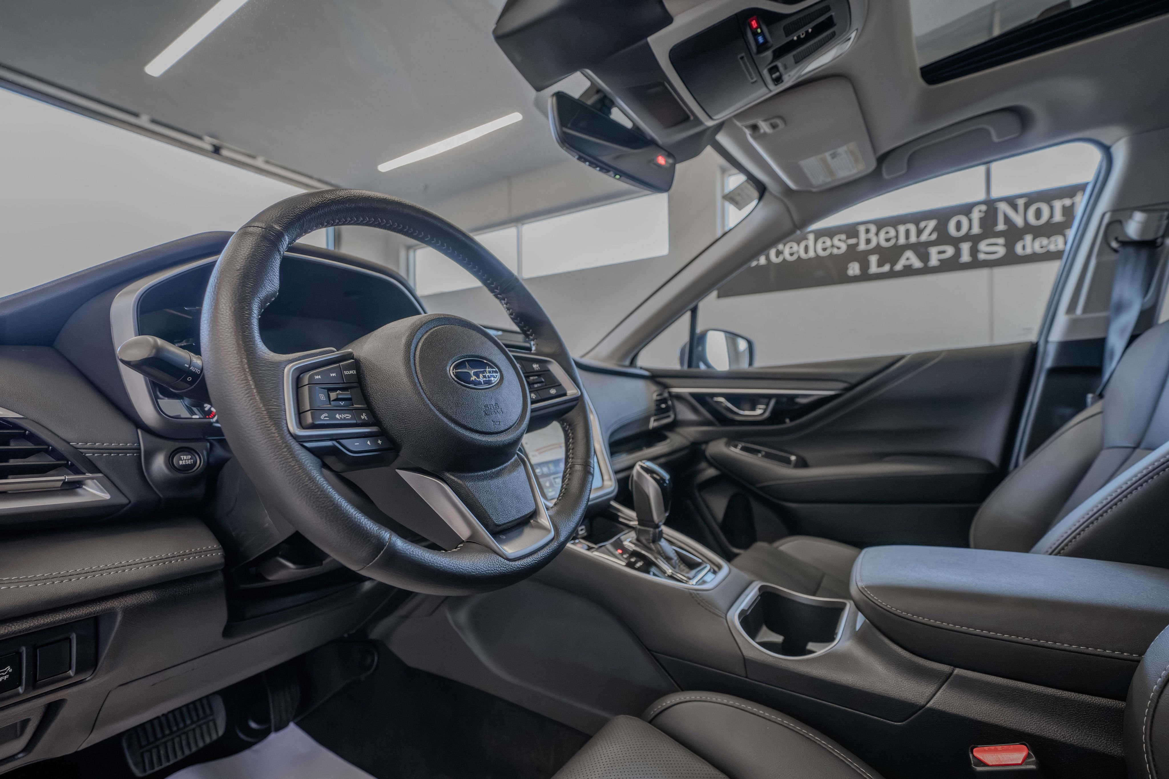 Used 2025 Subaru Outback Limited image 6