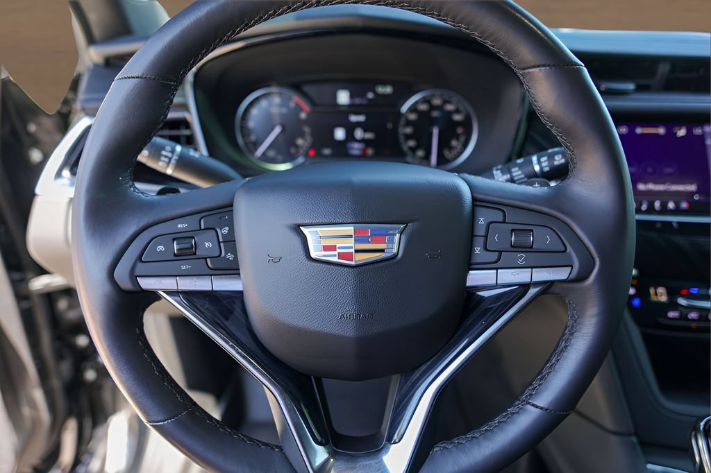 Certified 2024 Cadillac XT6 Premium Luxury AWD/4WD image 11