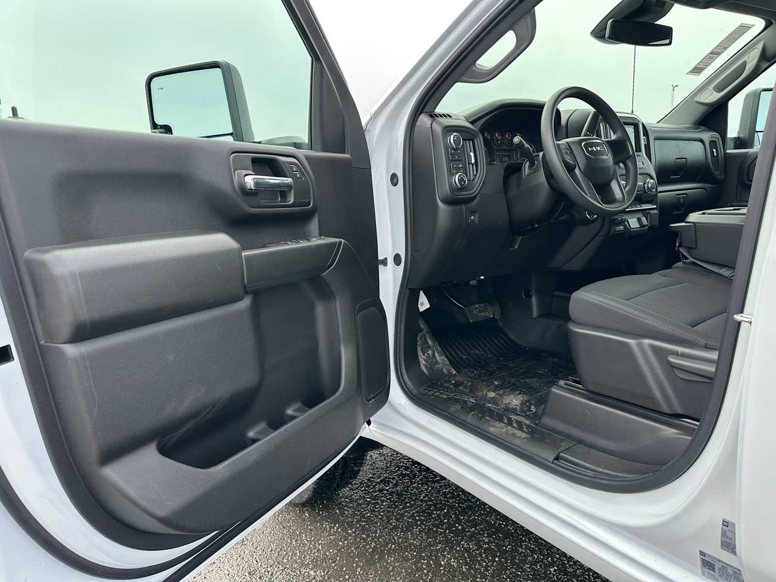 New 2026 GMC Sierra 2500 Pro w/ 1SA Pro Safety Plus Package image 19