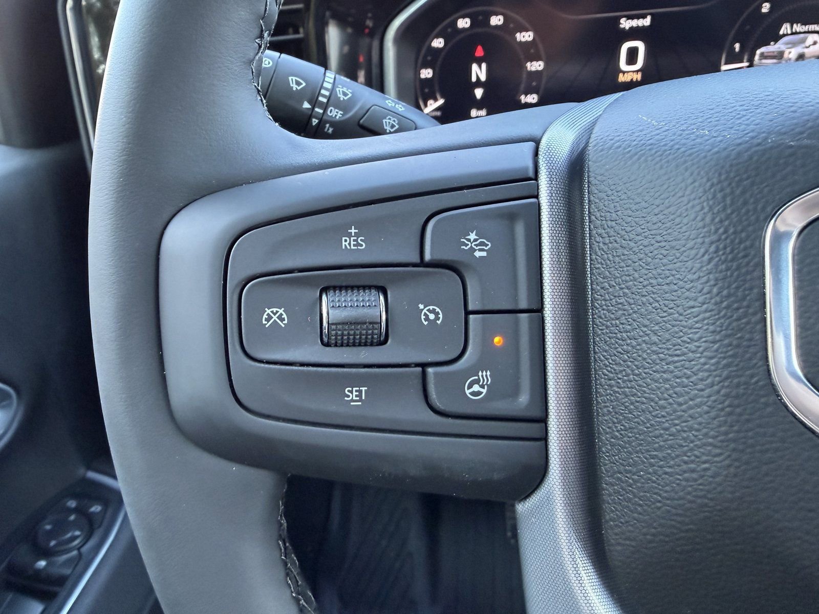 New 2026 GMC Sierra 2500 SLE w/ SLE Value Package; AWD/4WD image 14