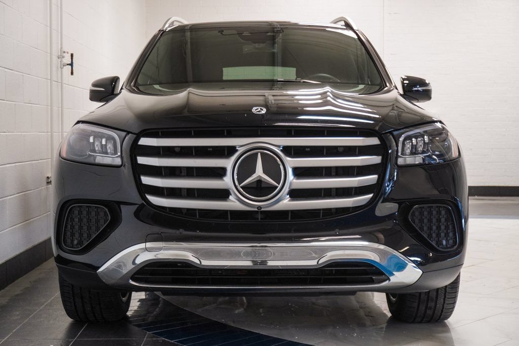 Used 2025 Mercedes-Benz GLS 450 4MATIC image 42