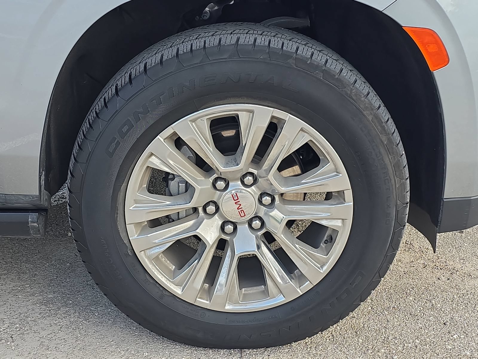 Used 2024 GMC Yukon Denali AWD/4WD image 29