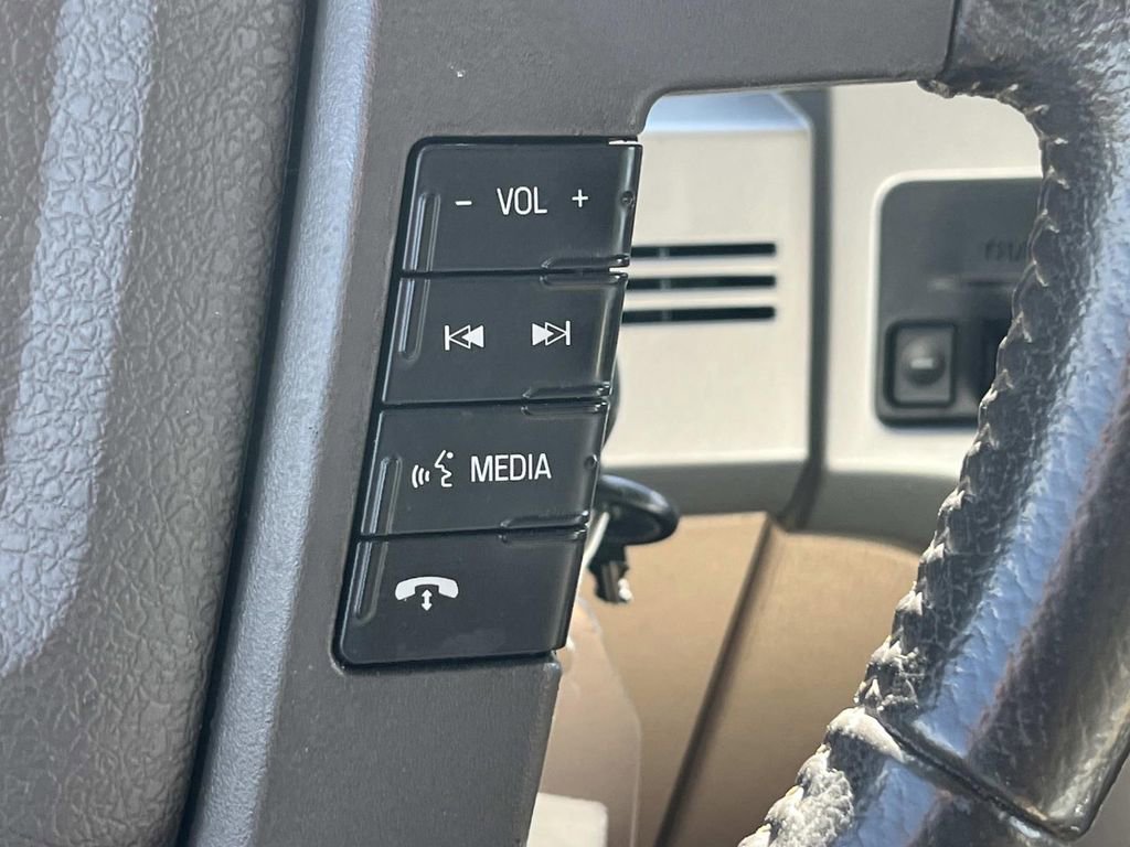 Used 2013 Ford F150 Lariat w/ Luxury Equipment Group image 30