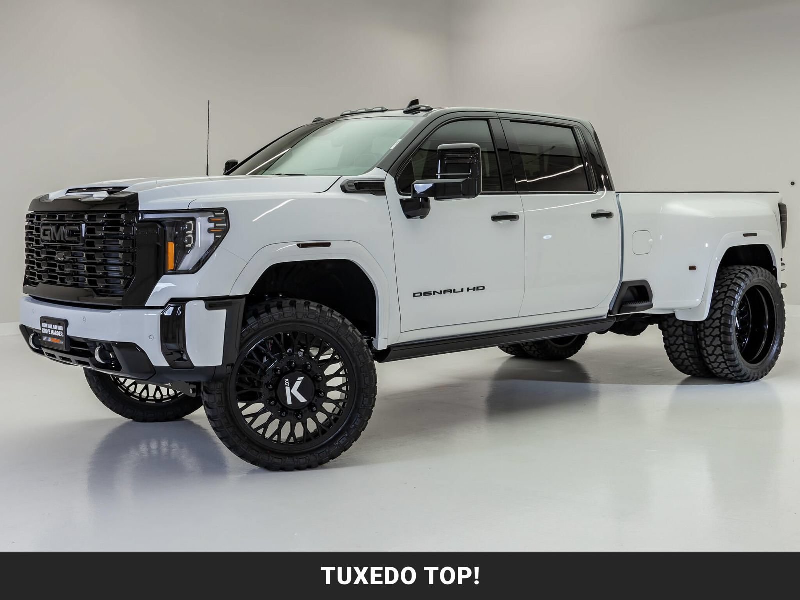 Used 2026 GMC Sierra 3500 Denali Ultimate AWD/4WD image 5