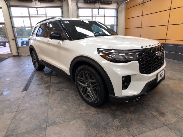 New 2026 Ford Explorer ST w/ Sun And Sound Package