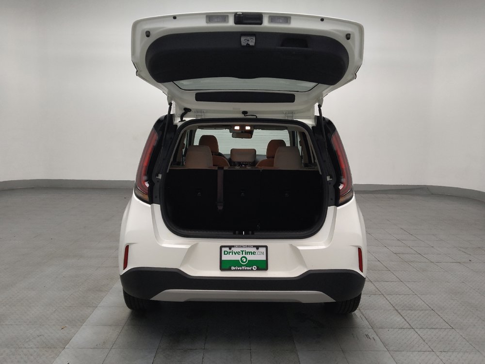 Used 2025 Kia Soul LX image 29