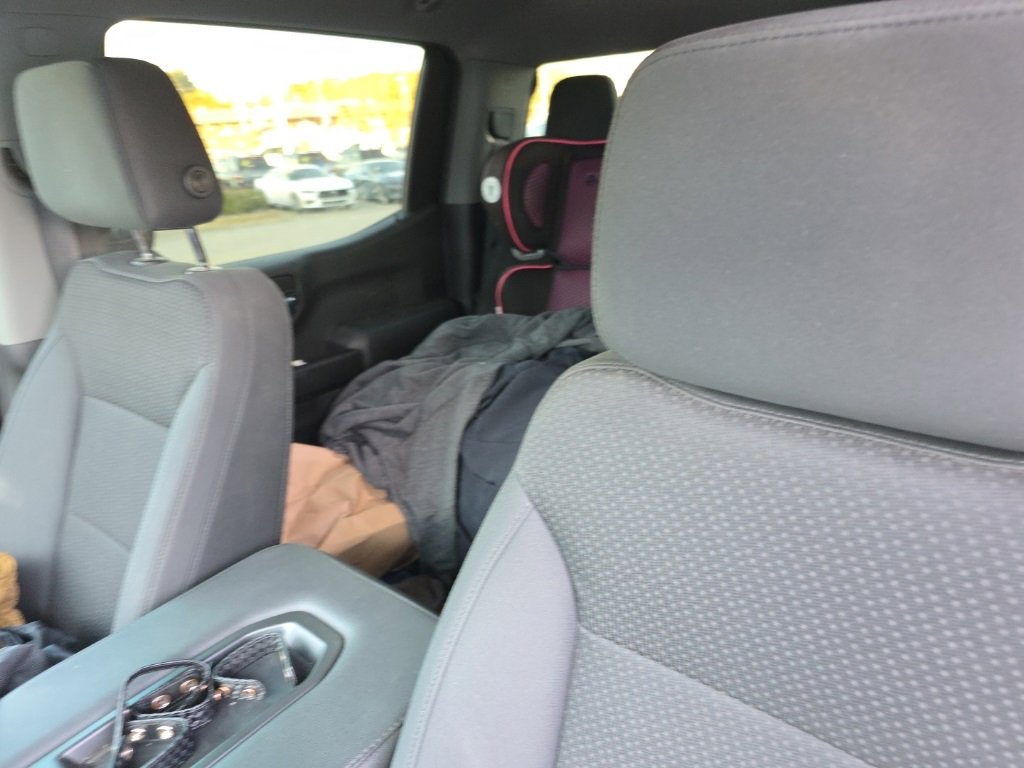 Used 2019 Chevrolet Silverado 1500 Custom Trail Boss w/ Custom Convenience Package image 7