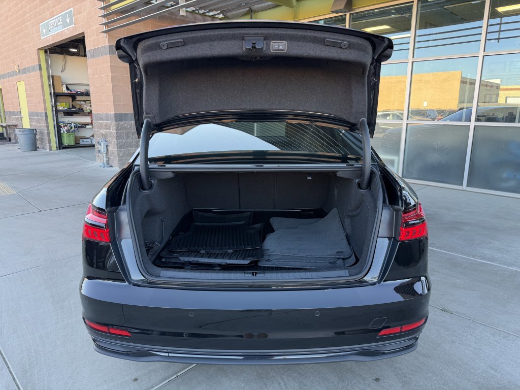 Used 2024 Audi A6 Premium Plus w/ Premium Plus Package image 36