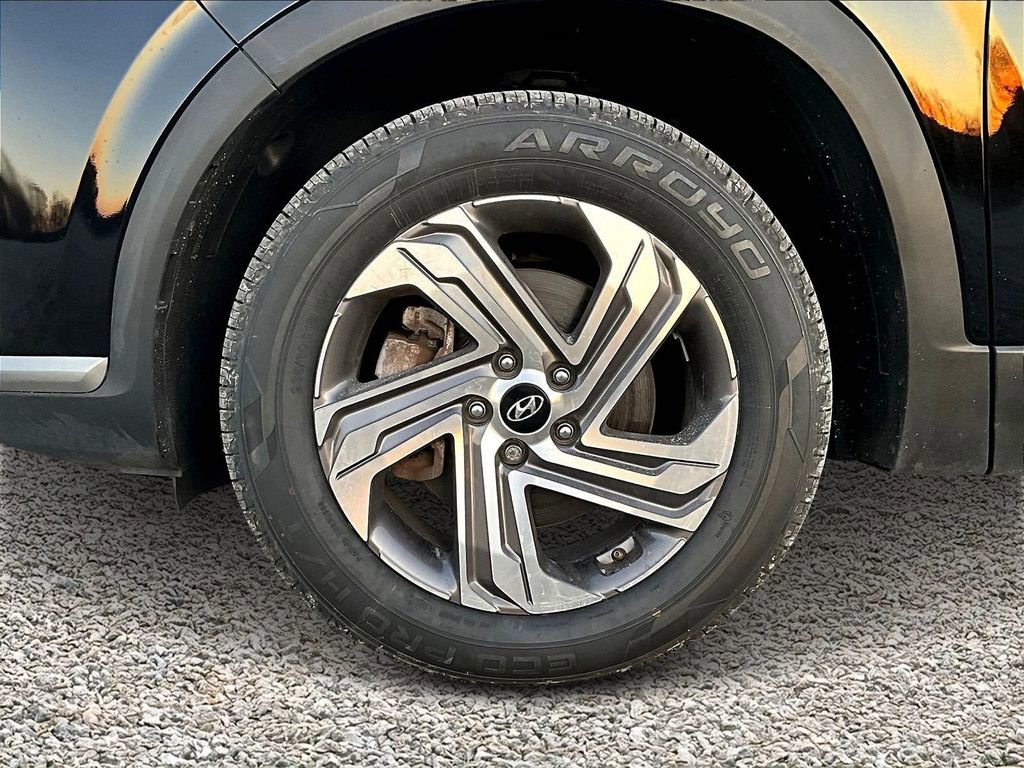 Used 2023 Hyundai Santa Fe SE w/ Cargo Package image 6