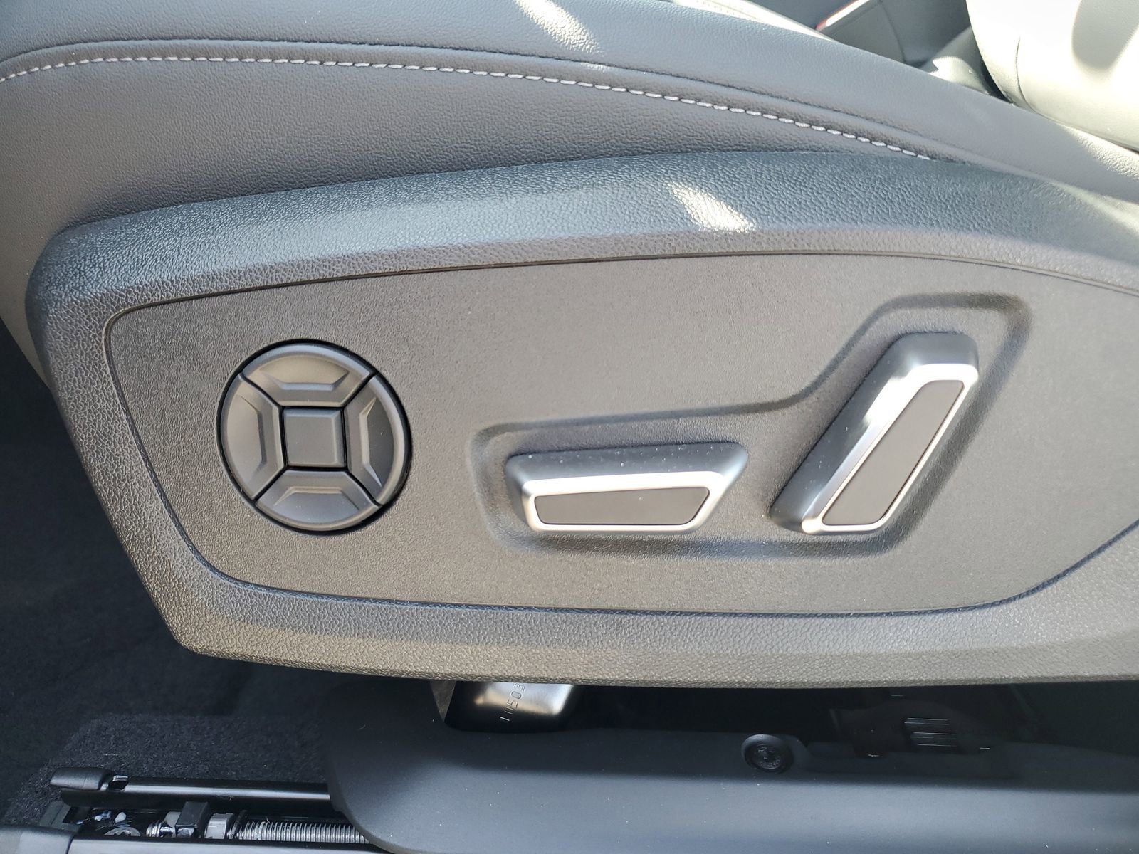 New 2026 Audi Q3 quattro 2.0T AWD/4WD image 23