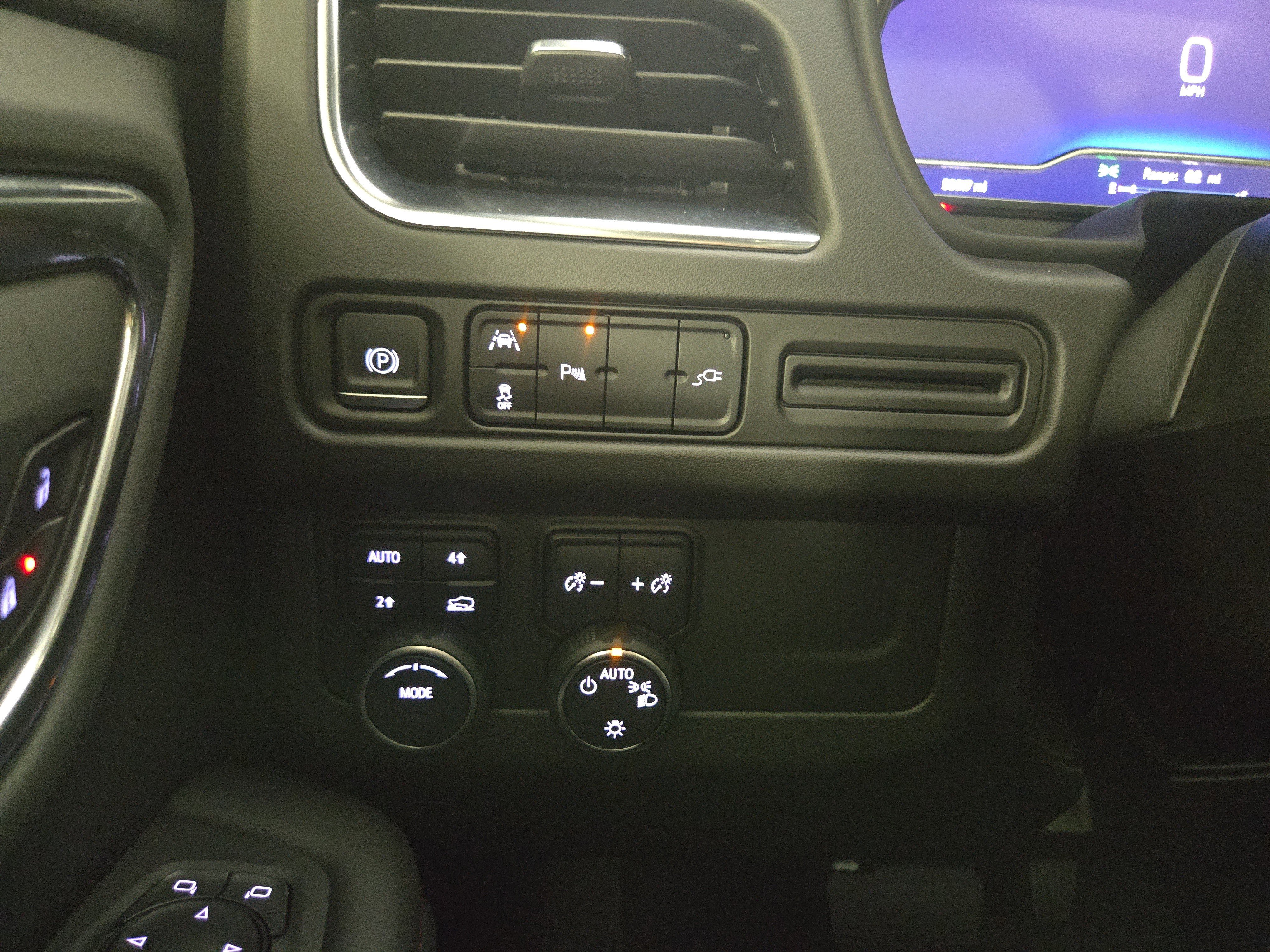 Certified 2022 Chevrolet Tahoe RST image 31