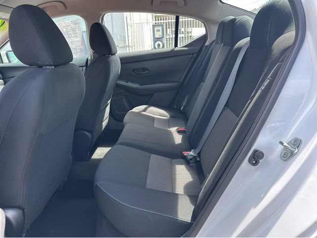 Used 2024 Nissan Sentra SV FWD image 17