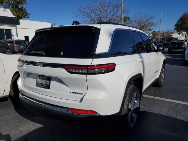 Used 2023 Jeep Grand Cherokee Limited w/ Trailer Tow Prep Group (B) image 4